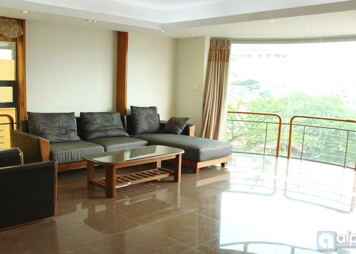 03 bedroom apartment in Ba Dinh, nice City view