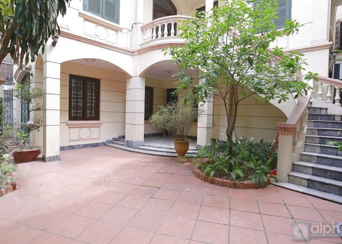 A Partly furnished house for rent in Tay Ho area, walking distance to West lake