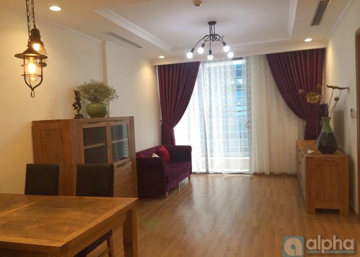 Căn hộ nội thất đẹp cho thuê tại Vinhomes 56 Nguyễn Chí Thanh, Ba Đình