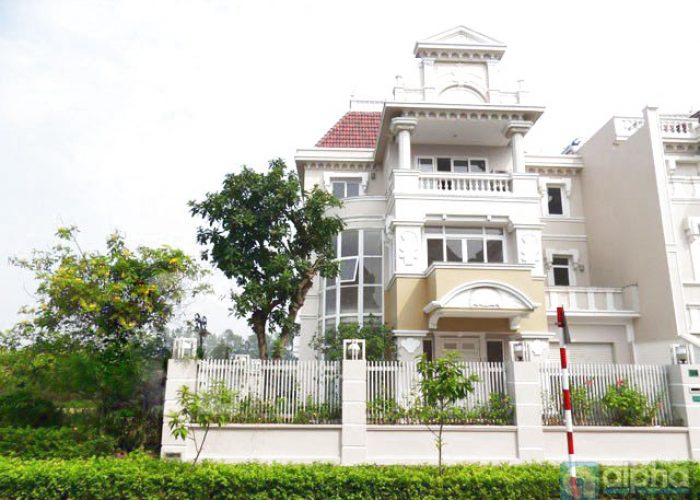 Big villas with fully furnished for rent in Ciputra Hanoi