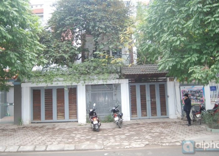 A quality villa for rent in Cau Giay District, Ha Noi