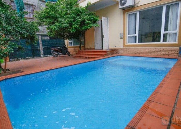 Four bedroom house for rent in Tay Ho, large yard & pool