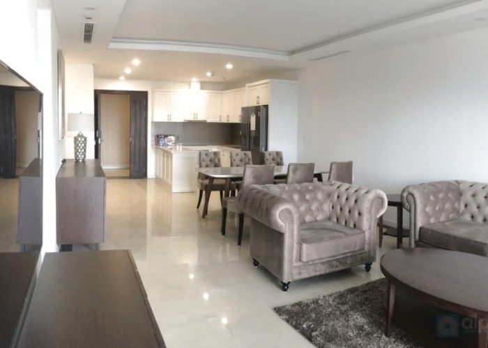 Brandnew 3 bedroom apartment in D’le Roi Soleil tower for lease