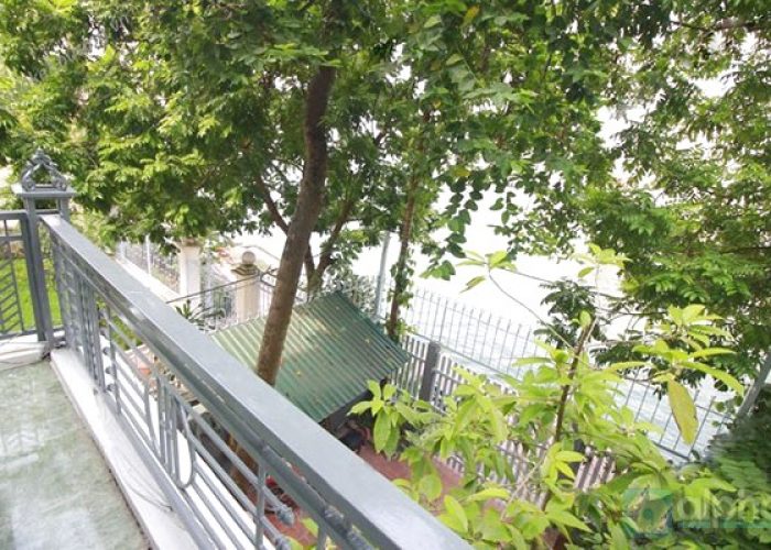5 bedroom lakview house in Nghi Tam village Tay Ho district, Hanoi