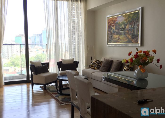 2 bedrooms apartment in Indochina Plaza for rent