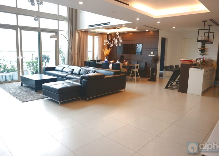 High-Class Duplex apartment in Mandarine Garden, Cau Giay district