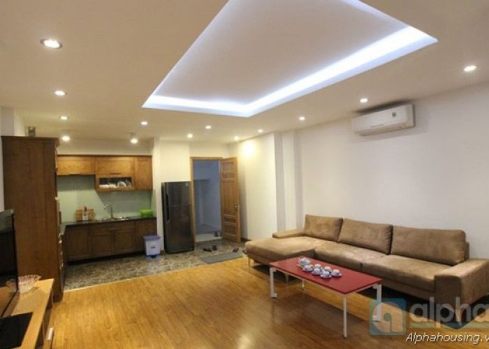 Serviced apartment for rent in Ba Dinh, Ha Noi, 02 bedrooms, lake view.