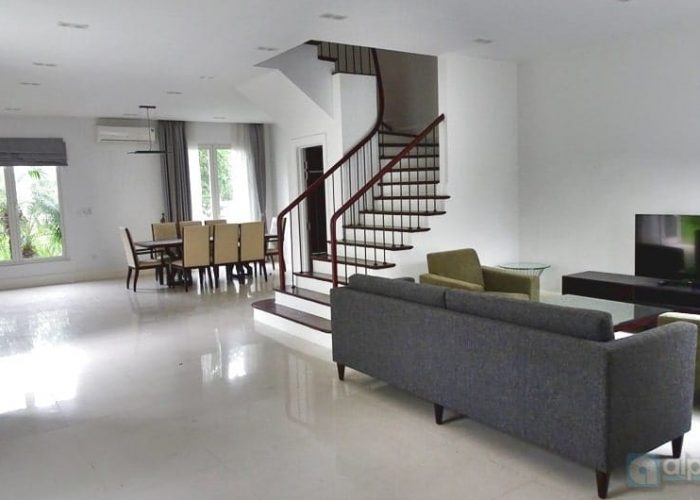 Amazing garden villa with water view for rent in Vinhomes Riverside