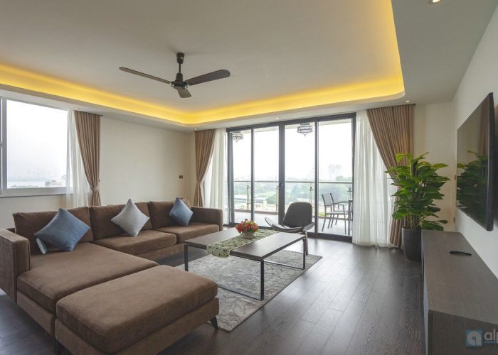 Cho thuê căn hộ dịch vụ 3 PN tại Quảng Khánh Tây Hồ