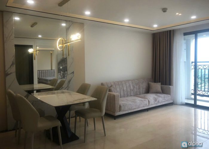 Live Minimalist, Live Classy at D’.Le Roi Soleil