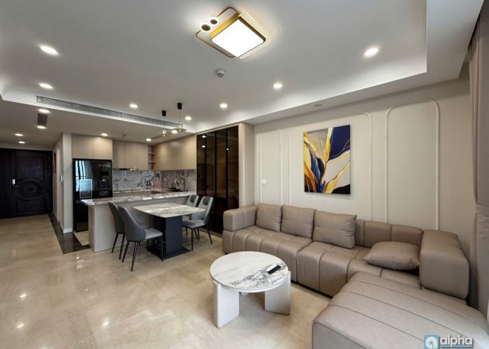 Harmonious design at D’.Le Roi Soleil lake view apartment
