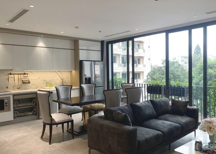 High-class service apartment in Tay Ho to rent