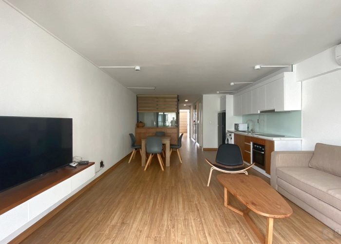 Private 1 bedroom apartment in Xuan Dieu street,spacious, much lights