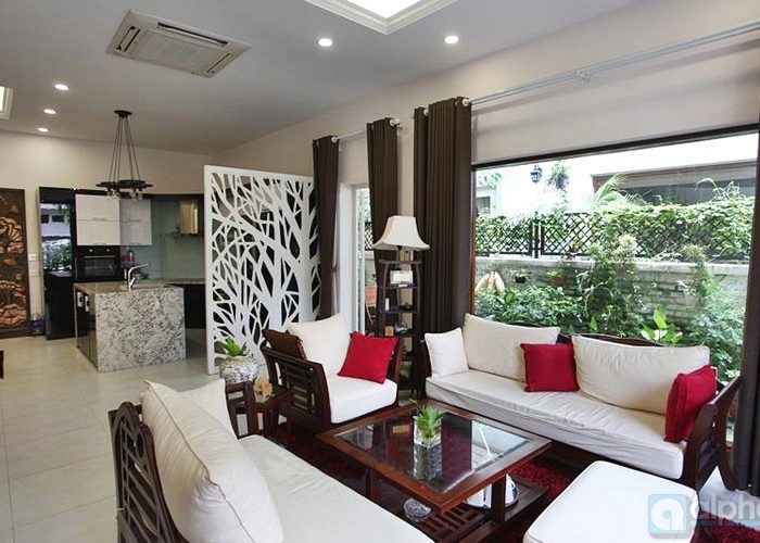 Vinhomes Riverside Hanoi modern house to lease