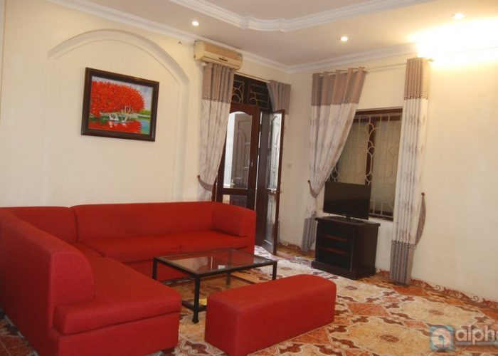 Budget one bedroom apartment in Truc Bach Lake, free cable TV, Wifi