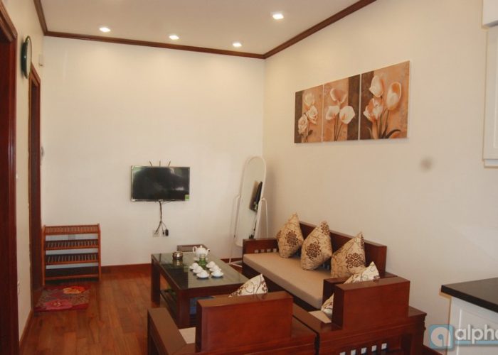 Lakeview one bedroom flat for lease in Truc Bach lake, Ba Dinh, Hanoi