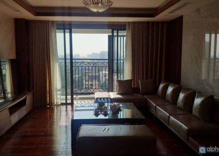Largest 3 bedroom apartment in D’. Le Roi Soleil for rent – 146sqm