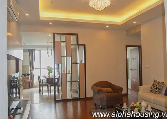 High-end apartment in Cau Giay district, Hanoi for rent, 3bedrooms